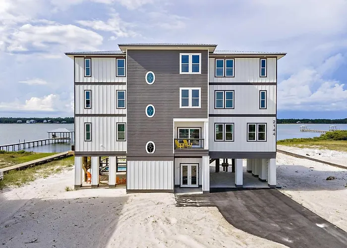 Over The Moon 5 Bedroom Lockout * Gulf Shores