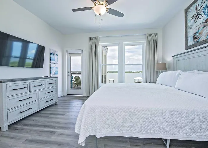 Over The Moon 5 Bedroom Lockout Gulf Shores